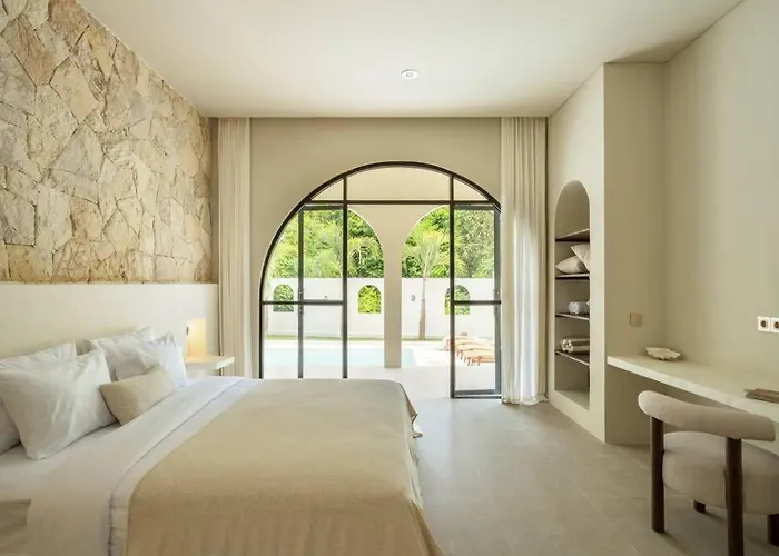 Stylish 3br Rayana, Prime Location
