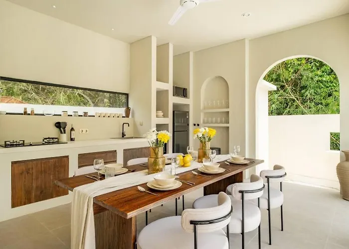 Stylish 3br Rayana, Prime Location